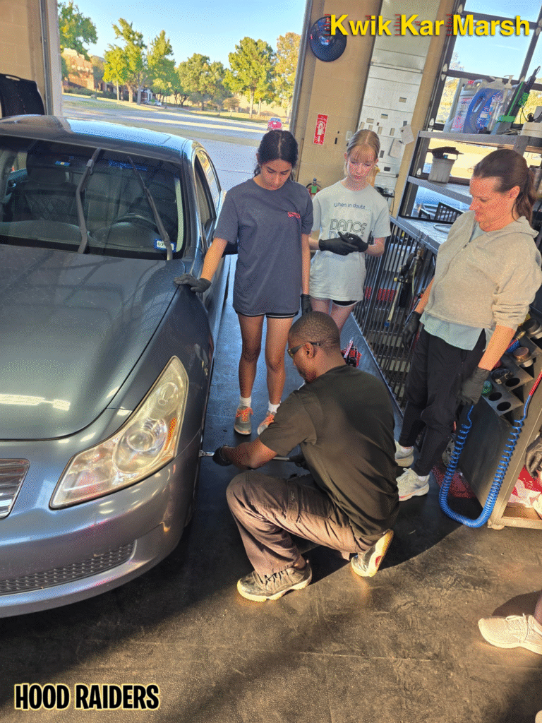 girl-scouts-car-clinic-hoodraiders-6