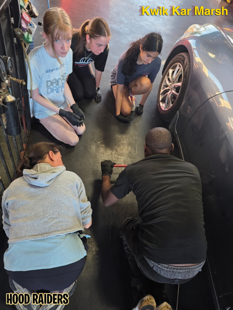 kwik-kar-marsh-hoodraiders-girl-scouts-car-clinic-13