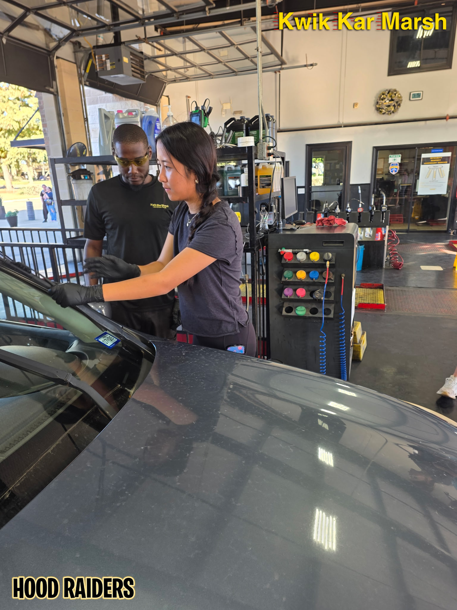 kwik-kar-marsh-hoodraiders-girl-scouts-car-clinic-25