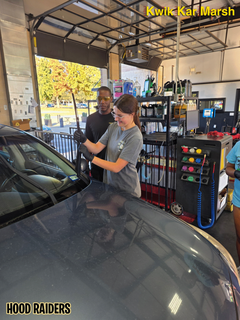 kwik-kar-marsh-hoodraiders-girl-scouts-car-clinic-26