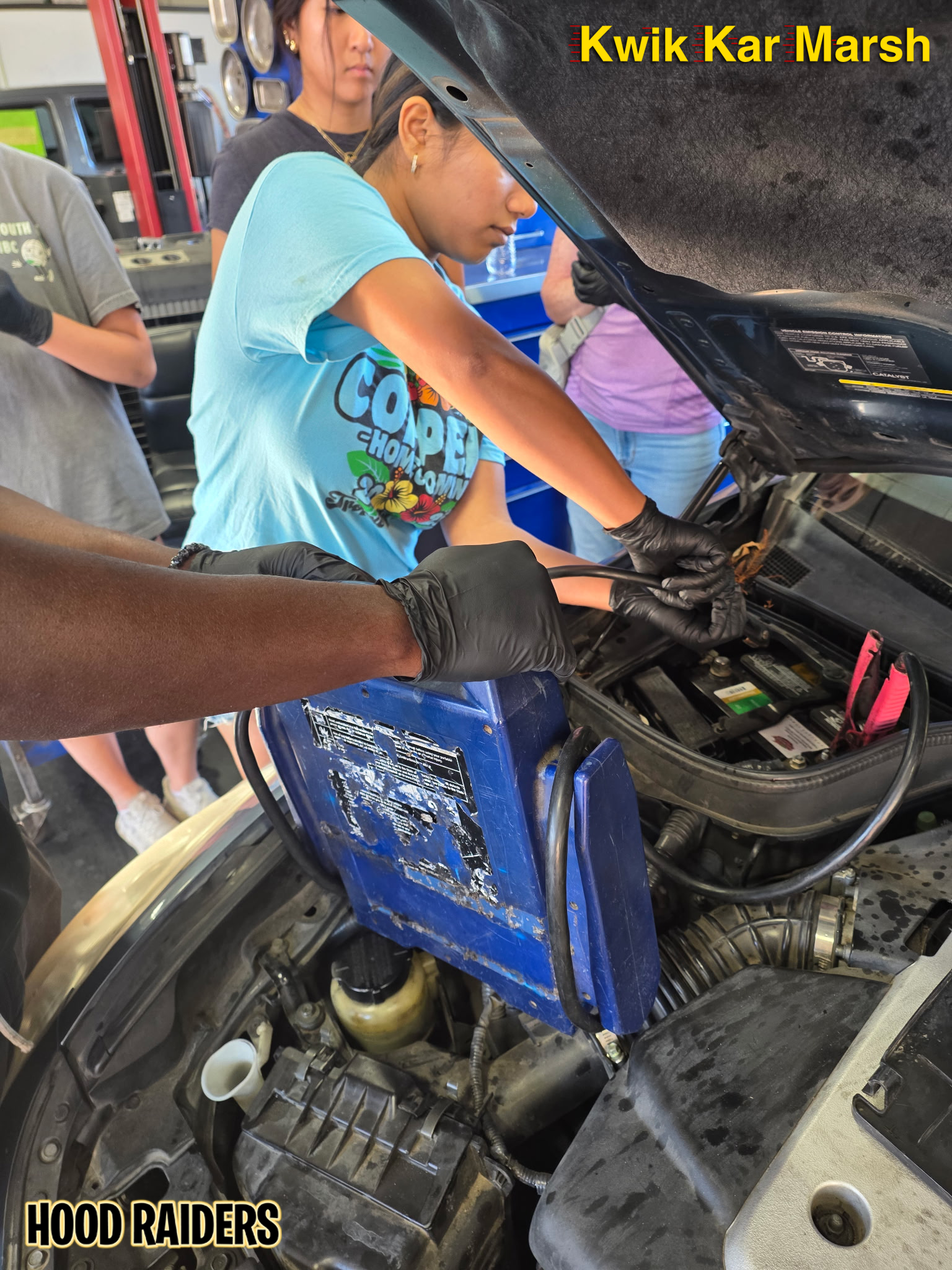 kwik-kar-marsh-hoodraiders-girl-scouts-car-clinic-29