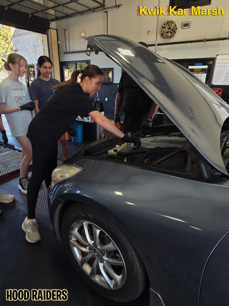 kwik-kar-marsh-hoodraiders-girl-scouts-car-clinic-46
