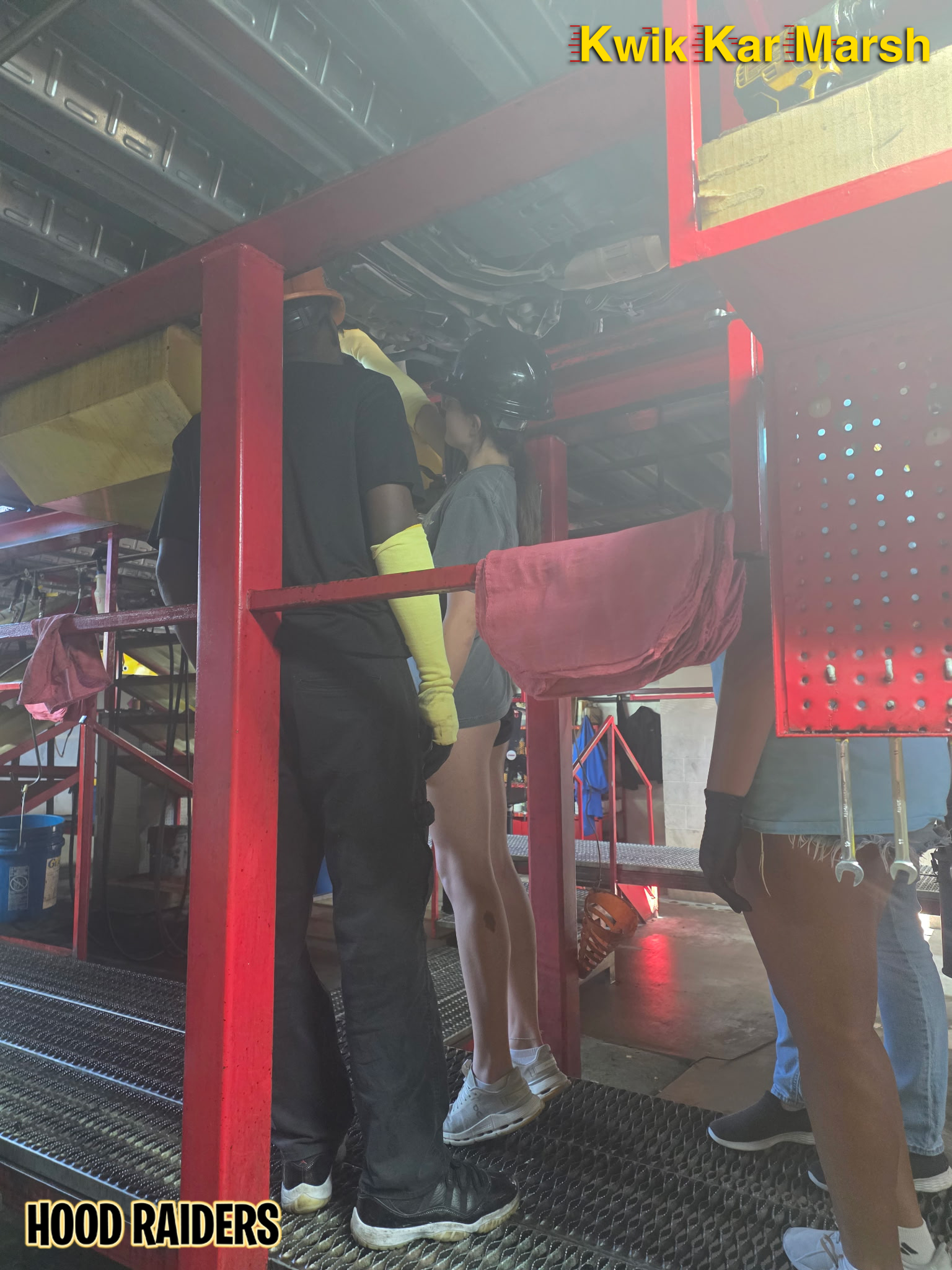 kwik-kar-marsh-hoodraiders-girl-scouts-car-clinic-55