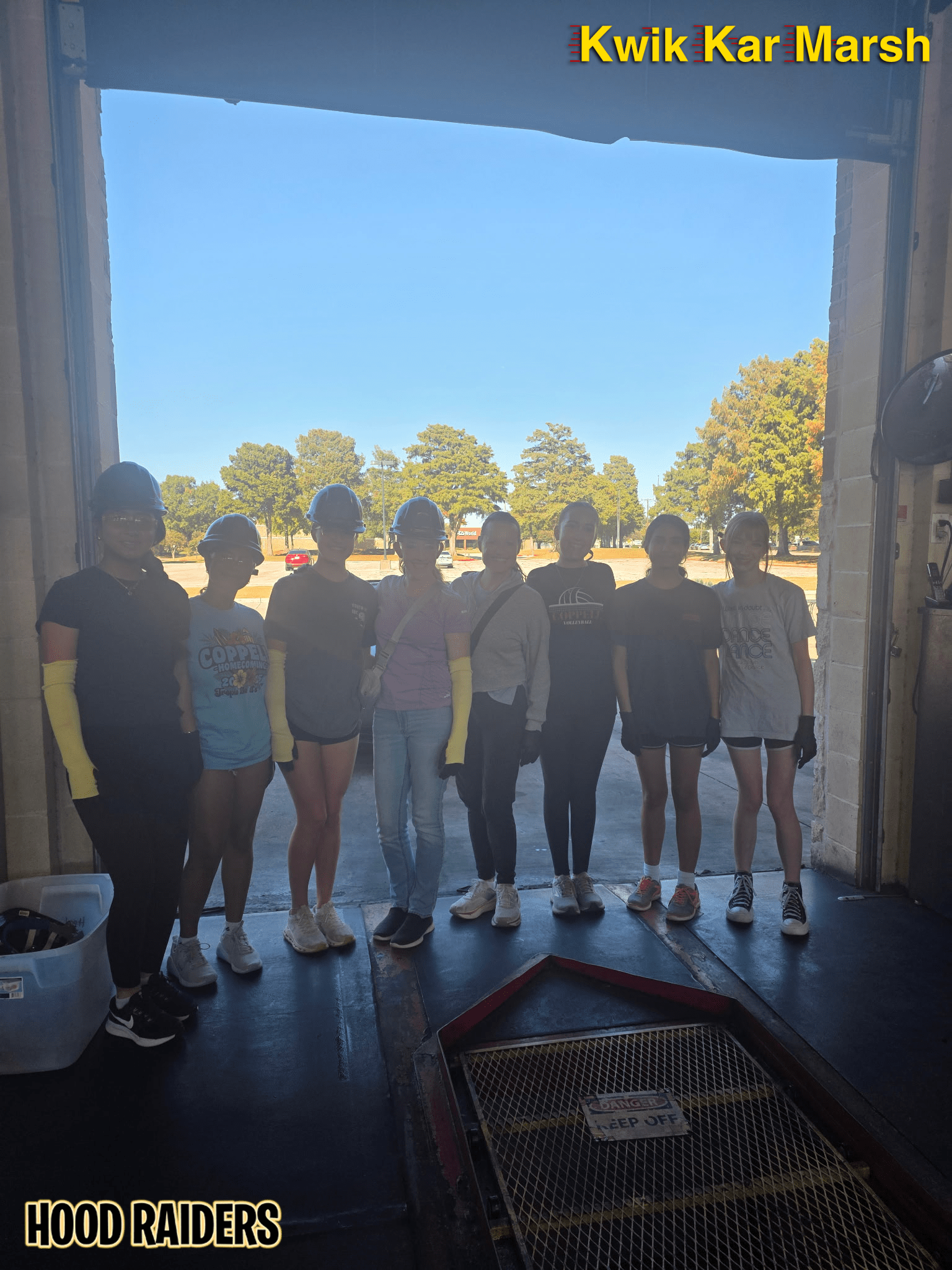 kwik-kar-marsh-hoodraiders-girl-scouts-car-clinic-56